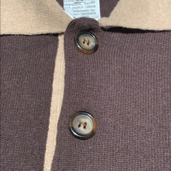 Looney Tunes edition brown & cream; 2 button clean - Picture 5 of 14